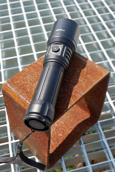 EXO Plus Latarka SIMPLE czarna