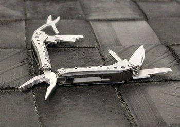 TU195 True Utility Zestaw MiniMulti, 10w1